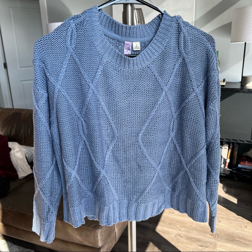 Francesca, Alpha Blue knit sweater w/ diamond pattern, S